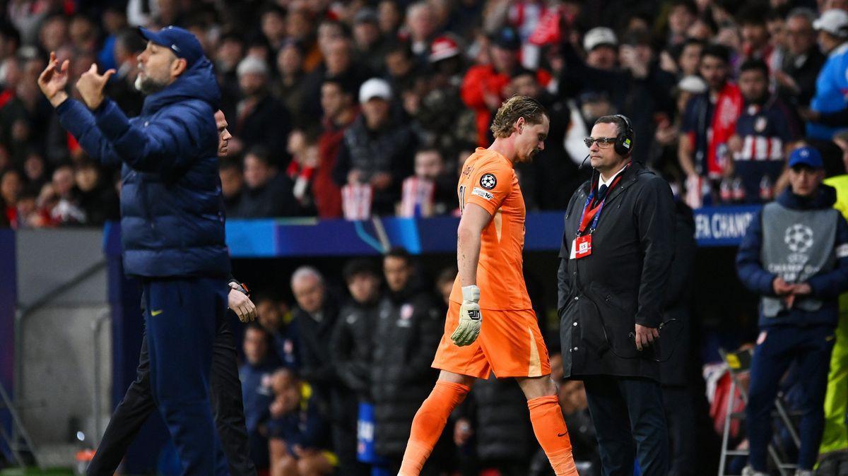 图多尔遭遇球员“兵变”!俱乐部已接触包括传奇在内的替代人选