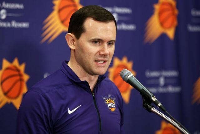 云开体育-离职多年依旧心系老东家 太阳崛起别忘了他的功劳